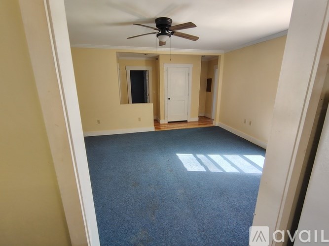 Source URL: https://prod-avail.s3.amazonaws.com/public_images/41503062/listing/1000000171.jpg