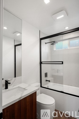 Source URL: https://prod-avail.s3.amazonaws.com/public_images/41503788/listing/original_(33).jpg