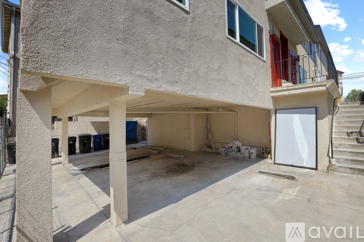 Source URL: https://prod-avail.s3.amazonaws.com/public_images/41503803/listing/original_(43).jpg