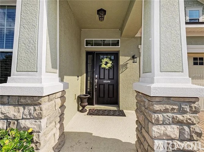 Source URL: https://prod-avail.s3.amazonaws.com/public_images/41503018/listing/2.jpg