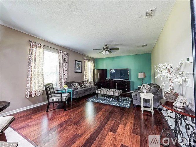 Source URL: https://prod-avail.s3.amazonaws.com/public_images/41503012/listing/6.jpg