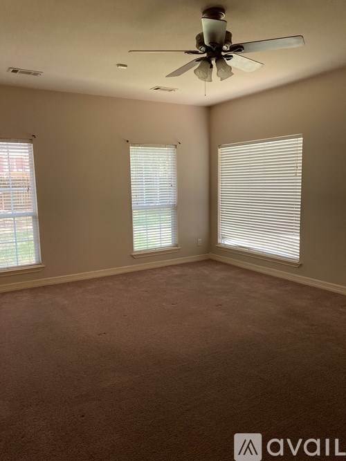 Source URL: https://prod-avail.s3.amazonaws.com/public_images/41502414/listing/IMG_0272.jpeg