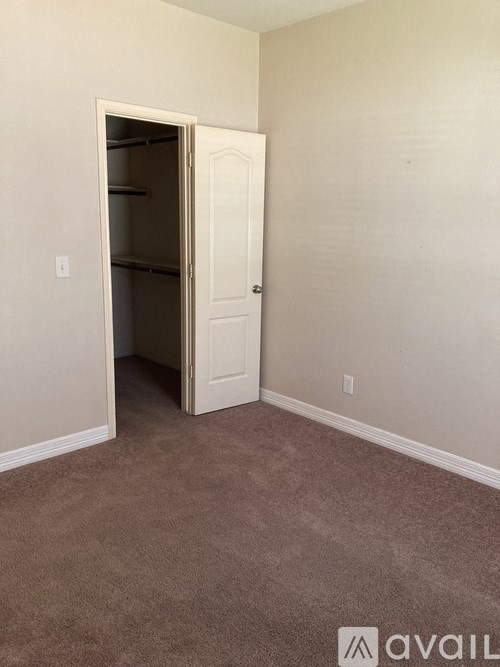 Source URL: https://prod-avail.s3.amazonaws.com/public_images/41502418/listing/IMG_0269.jpeg