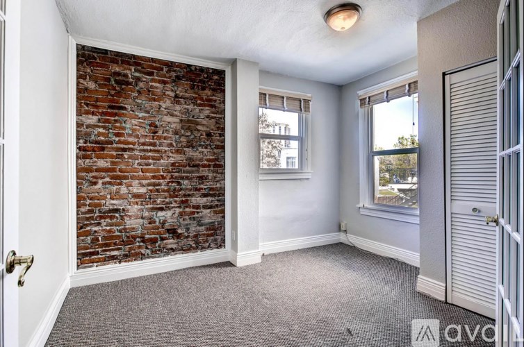 Source URL: https://prod-avail.s3.amazonaws.com/public_images/41508543/listing/23_Bedroom_3.PNG