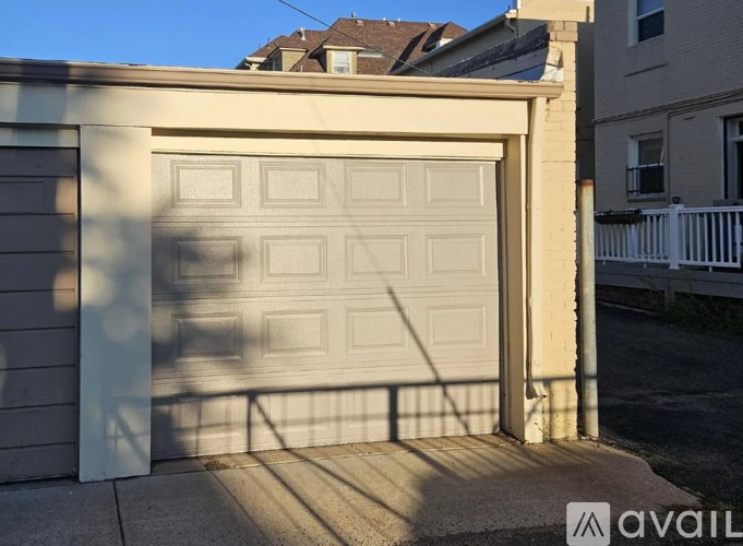 Source URL: https://prod-avail.s3.amazonaws.com/public_images/41508563/listing/29_Garage_2.PNG