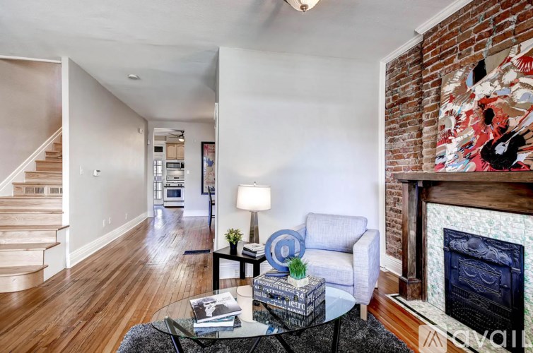 Source URL: https://prod-avail.s3.amazonaws.com/public_images/41508572/listing/8_Main_floor_hallway.PNG