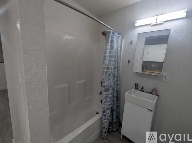 Source URL: https://prod-avail.s3.amazonaws.com/public_images/41502981/listing/dsafds.png