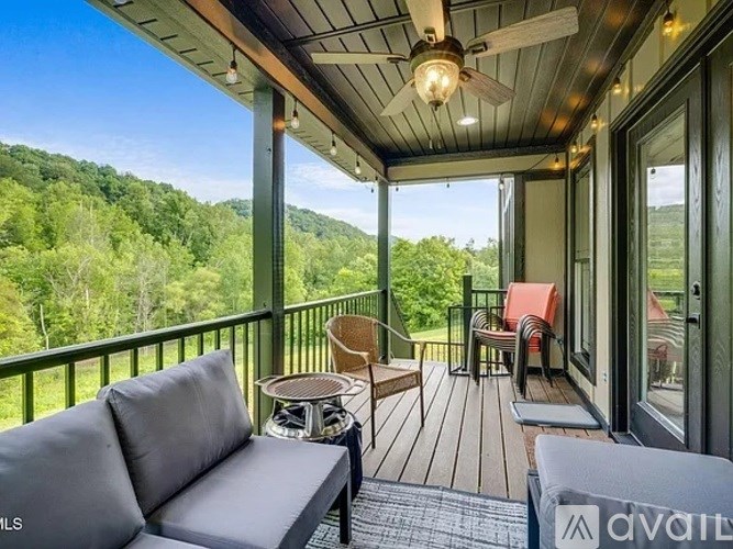 Source URL: https://prod-avail.s3.amazonaws.com/public_images/41507581/listing/Shady_5.jpg