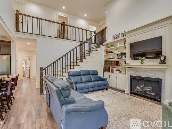 Source URL: https://prod-avail.s3.amazonaws.com/public_images/41507668/listing/Shady_8.jpg