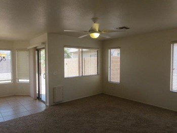 42431 W Colby Dr 3 Beds House for Rent - Photo Gallery 4