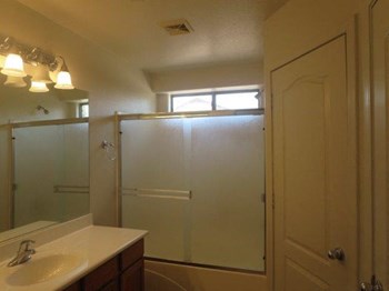 42431 W Colby Dr 3 Beds House for Rent - Photo Gallery 13