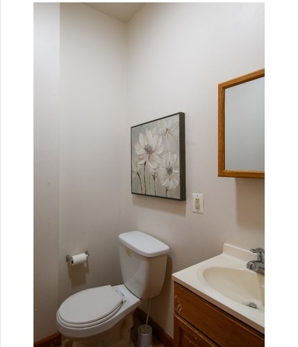 Source URL: https://prod-avail.s3.amazonaws.com/public_images/858038/listing/Screenshot_20190825_185253.jpg