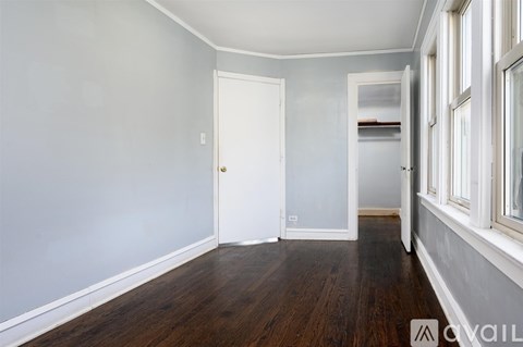 Source URL: https://prod-avail.s3.amazonaws.com/public_images/30005310/listing/10-bedroom2.jpg