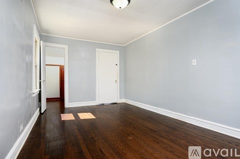 Source URL: https://prod-avail.s3.amazonaws.com/public_images/30005312/listing/13-secondbed2.jpg