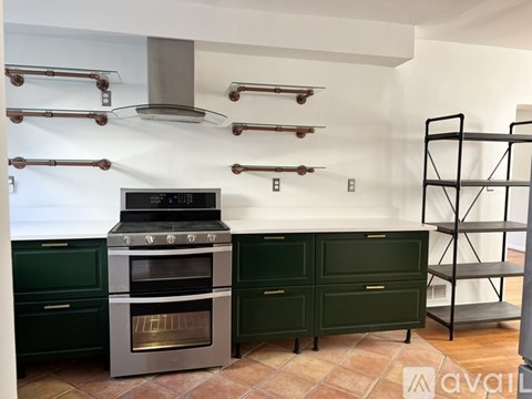 Source URL: https://prod-avail.s3.amazonaws.com/public_images/41519978/listing/3047_O_Street_SE_2.2_Kitchen.JPG
