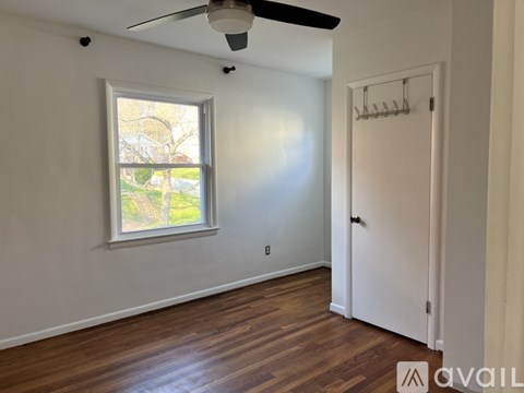 Source URL: https://prod-avail.s3.amazonaws.com/public_images/41519976/listing/3047_O_Street_SE_6_Bedroom_2.JPG