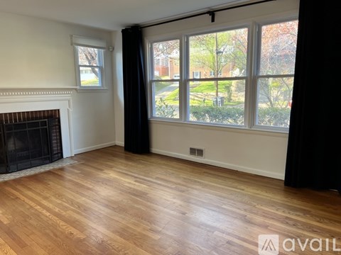 Source URL: https://prod-avail.s3.amazonaws.com/public_images/41519971/listing/3047_O_Street_SE_1.2_Livingroom.JPG
