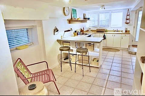 Source URL: https://prod-avail.s3.amazonaws.com/public_images/30412314/listing/D2CE1FD2-F1AB-49E3-9B29-6C5055A5EBBE_1_201_a.jpeg