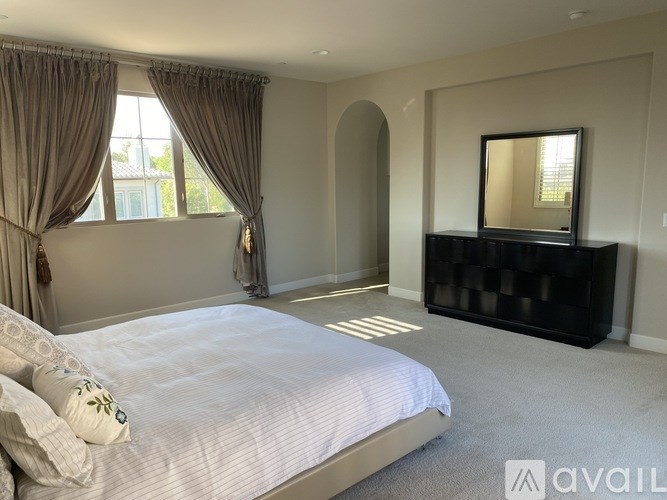 Source URL: https://prod-avail.s3.amazonaws.com/public_images/31405663/listing/IMG_1564.JPG