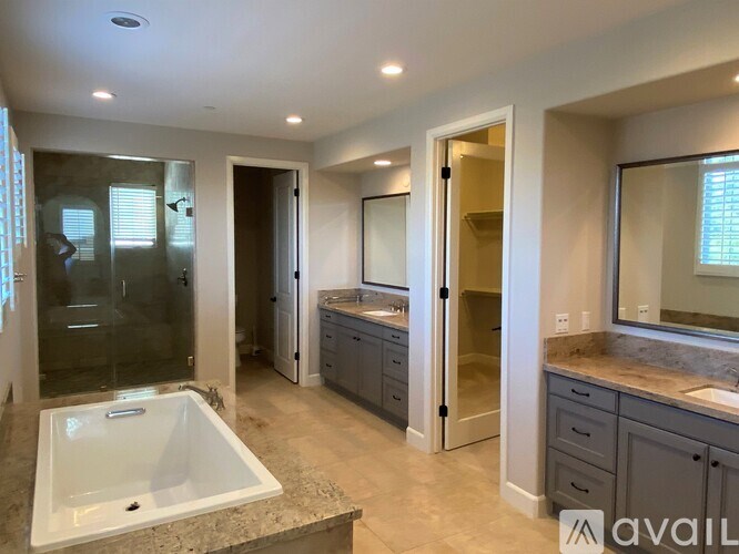 Source URL: https://prod-avail.s3.amazonaws.com/public_images/31405666/listing/IMG_1507A.jpg