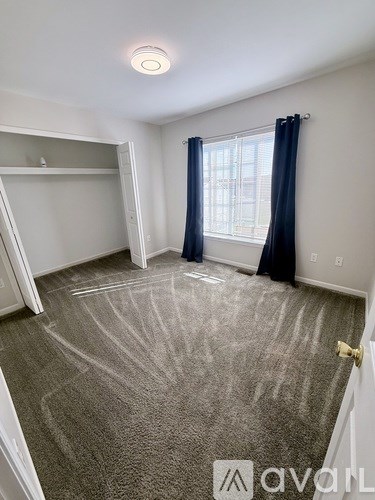 Source URL: https://prod-avail.s3.amazonaws.com/public_images/41519613/listing/BC997AE2-729D-4F84-A830-9F634FE6AB1E.jpeg