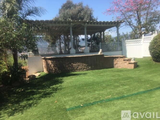 Source URL: https://prod-avail.s3.amazonaws.com/public_images/33158538/listing/02F28946-35A0-487D-9B20-BF470DF6B24F.jpeg