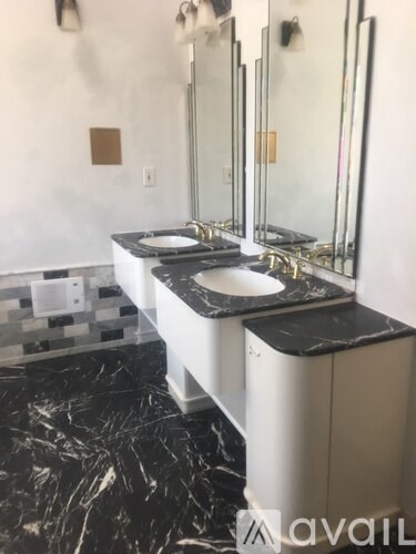 Source URL: https://prod-avail.s3.amazonaws.com/public_images/33158535/listing/F3171D24-6CD3-447F-BE8F-1100F722E968.jpeg