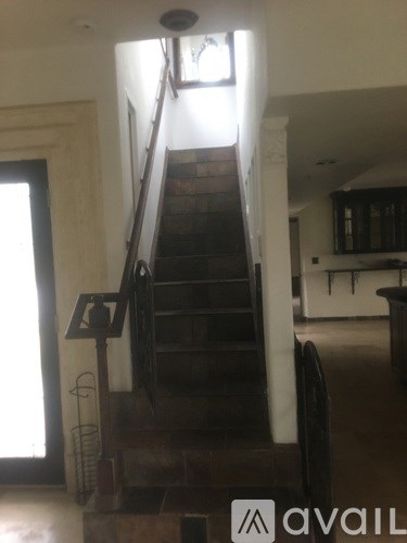 Source URL: https://prod-avail.s3.amazonaws.com/public_images/34579530/listing/332D646B-D1AB-4A5B-83EB-D18BAD26A60F.jpeg