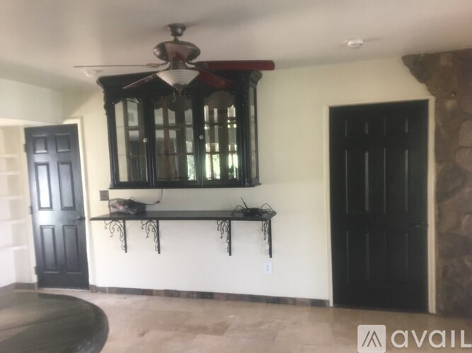 Source URL: https://prod-avail.s3.amazonaws.com/public_images/33158540/listing/53A1AB56-1C1E-4ABA-B758-F7DBD63293A2.jpeg