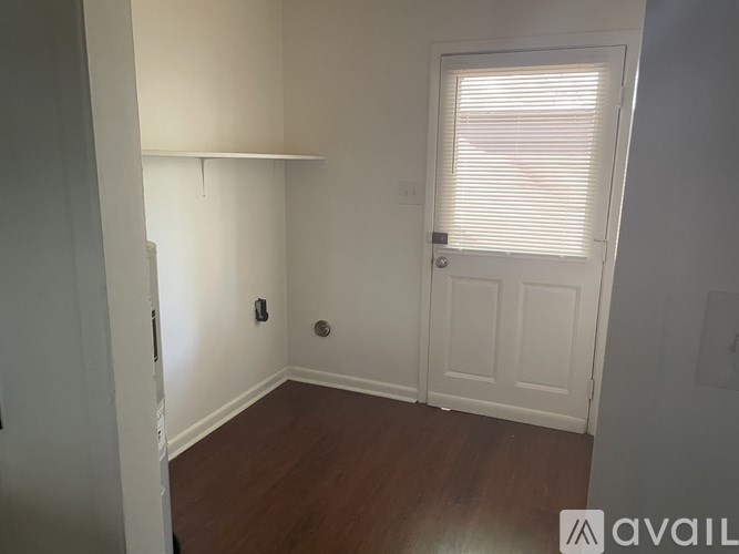 Source URL: https://prod-avail.s3.amazonaws.com/public_images/41518067/listing/IMG_3730.jpeg