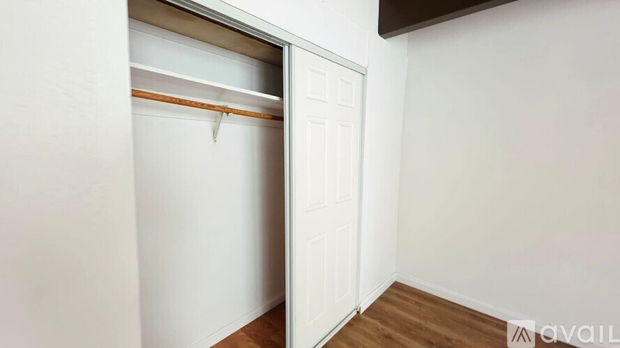 Source URL: https://prod-avail.s3.amazonaws.com/public_images/41519765/listing/66th3e.jpg