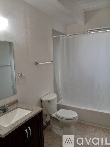 Source URL: https://prod-avail.s3.amazonaws.com/public_images/34130105/listing/20221208_120030.jpg