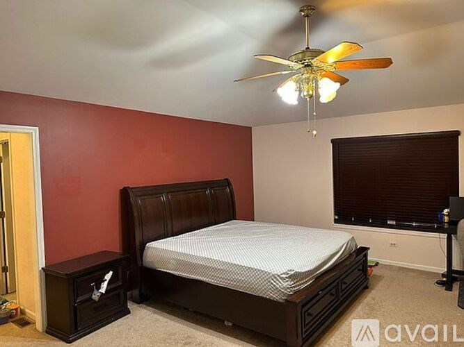 Source URL: https://prod-avail.s3.amazonaws.com/public_images/41515759/listing/b79c5768110914a3f8d5b29af6185e88-cc_ft_576.jpg