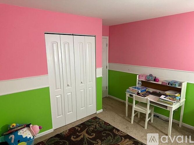 Source URL: https://prod-avail.s3.amazonaws.com/public_images/41515770/listing/42c646cb1b796d1063e5b9f2e94ed440-cc_ft_576.jpg