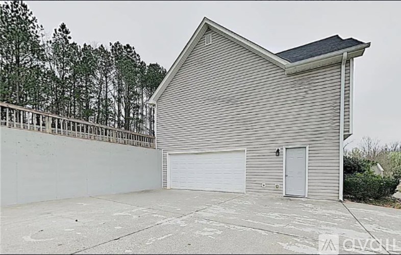 Source URL: https://prod-avail.s3.amazonaws.com/public_images/34380802/listing/driveway.png