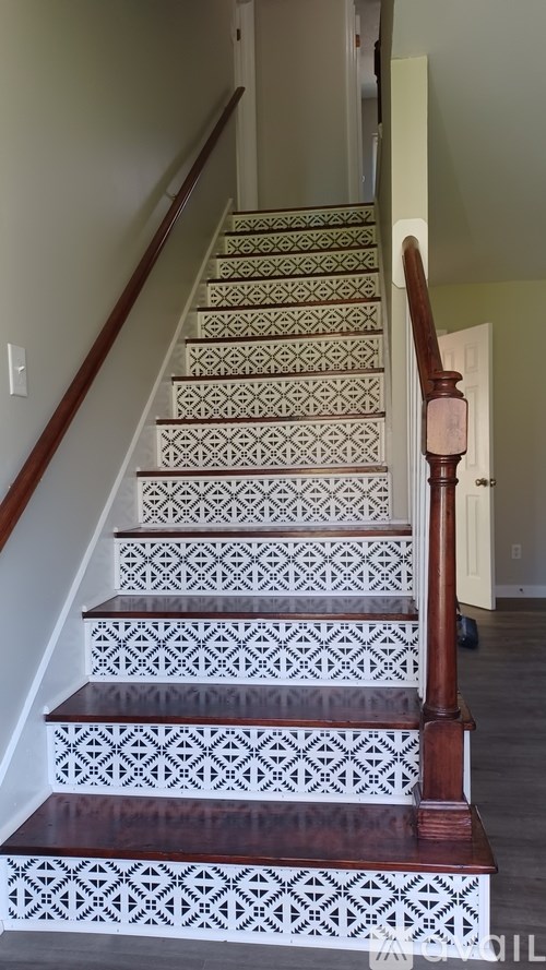 Source URL: https://prod-avail.s3.amazonaws.com/public_images/34210105/listing/20230115_095740.jpg