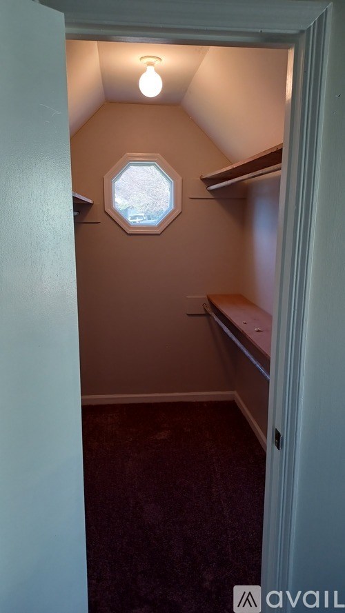 Source URL: https://prod-avail.s3.amazonaws.com/public_images/34210100/listing/20230115_100004.jpg