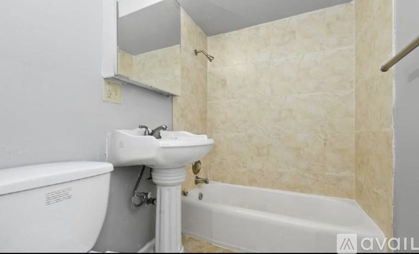 Source URL: https://prod-avail.s3.amazonaws.com/public_images/36485397/listing/IMG-0917.jpg