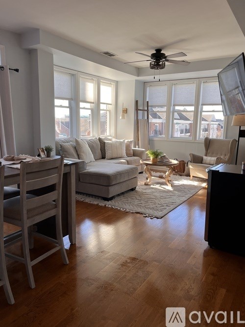 Source URL: https://prod-avail.s3.amazonaws.com/public_images/36833776/listing/IMG_2783.jpg