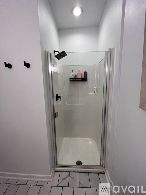 Source URL: https://prod-avail.s3.amazonaws.com/public_images/36833783/listing/IMG_2780.jpg