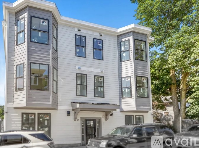 Source URL: https://prod-avail.s3.amazonaws.com/public_images/36521390/listing/frontoutside.jpeg