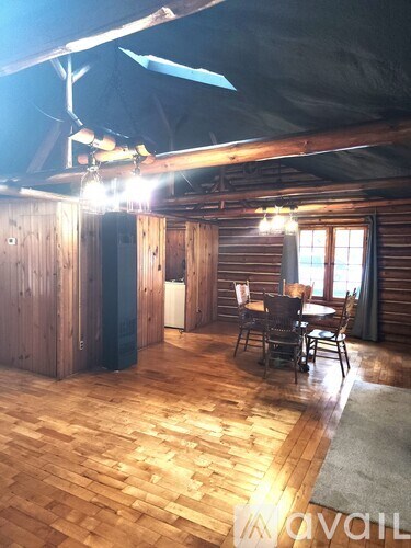 Source URL: https://prod-avail.s3.amazonaws.com/public_images/41519294/listing/13._Living_VIII.jpg