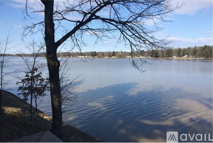 Source URL: https://prod-avail.s3.amazonaws.com/public_images/41519355/listing/31._Lake_III.JPG