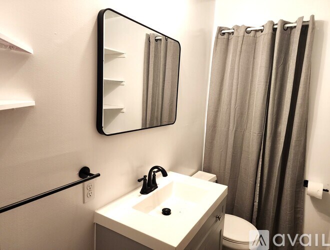 Source URL: https://prod-avail.s3.amazonaws.com/public_images/41519210/listing/4._Bathroom_I.jpg