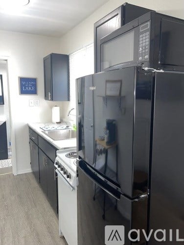 Source URL: https://prod-avail.s3.amazonaws.com/public_images/36206148/listing/IMG_8824.jpeg