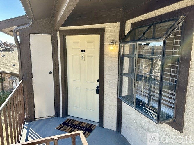 Source URL: https://prod-avail.s3.amazonaws.com/public_images/37138045/listing/IMG_0650.jpeg