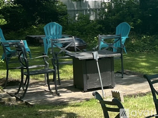 Source URL: https://prod-avail.s3.amazonaws.com/public_images/37110821/listing/IMG_4272.jpeg