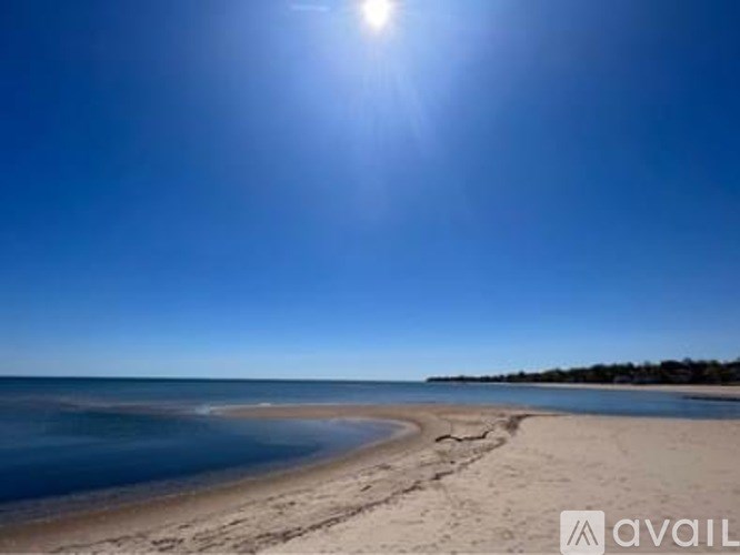 Source URL: https://prod-avail.s3.amazonaws.com/public_images/37110811/listing/IMG_7287.jpeg