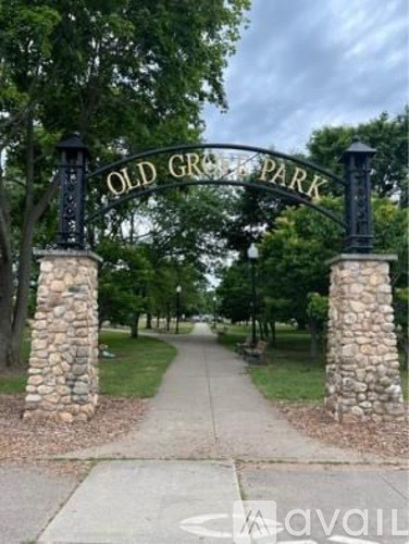 Source URL: https://prod-avail.s3.amazonaws.com/public_images/37110818/listing/IMG_7295.jpeg