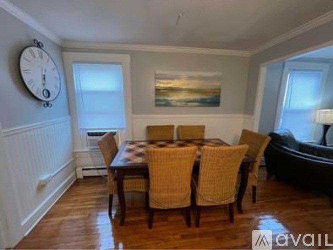 Source URL: https://prod-avail.s3.amazonaws.com/public_images/37110790/listing/IMG_7303.jpeg